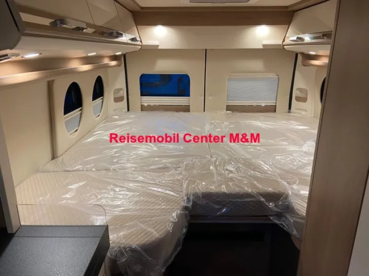 Fahrzeugbild Malibu Van first class - two rooms GT640 Aufstelldach #10