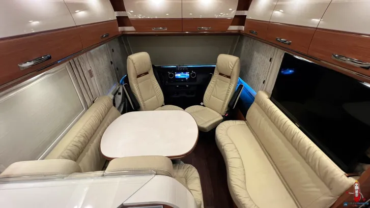 Fahrzeugbild Carthago chic c-line xl I I 5.9 LE Mercedes (228) #24