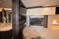 Bild 14 Concorde Charisma 860 LI Zeder/Highgloss*BAR*Coco