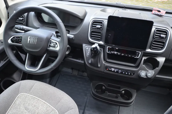 Fahrzeugbild Malibu Van Compact 540 DB #13