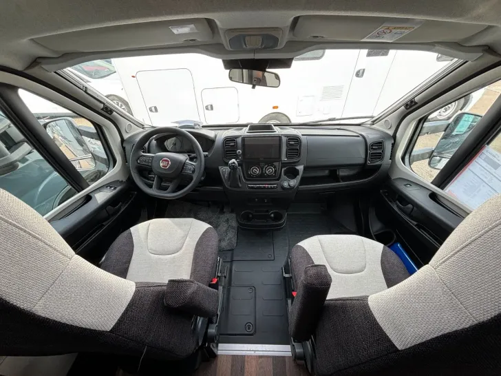 Fahrzeugbild Weinsberg CaraSuite 650 MF #9