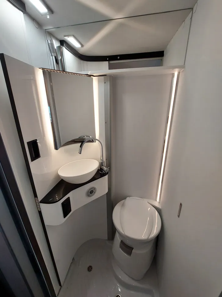 Fahrzeugbild Pössl Summit Shine 600 L Citroen 165 PS #10