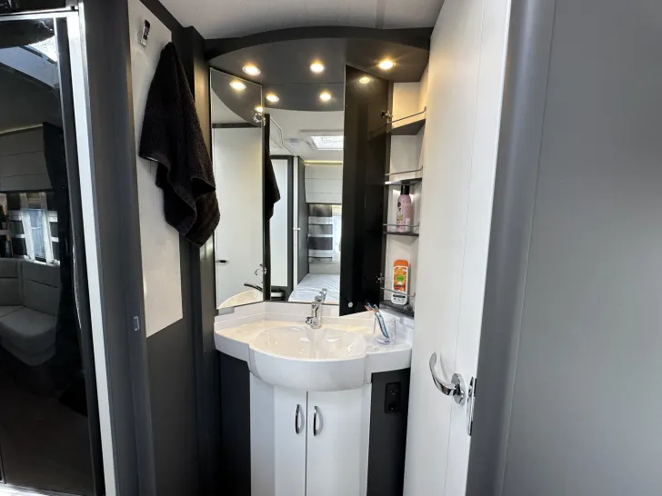 Fahrzeugbild Hobby Excellent Edition 460 UFe 2025 #21