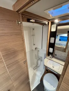 Fahrzeugbild Knaus Tourer VAN 500 MQ Vansation 3,5to. Premiumtür 4-Schlafpl. #12