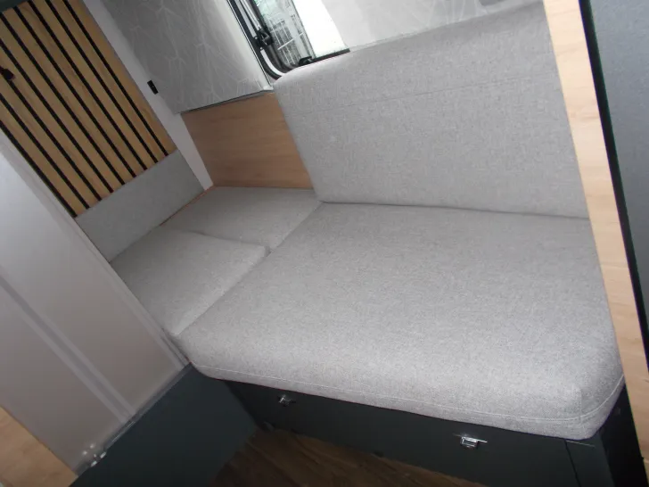Fahrzeugbild Knaus Yaseo 500 DK Ambientebeleuchtung uvm. #22