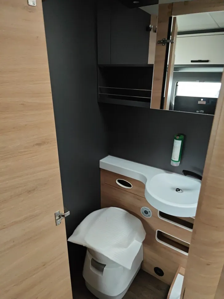 Fahrzeugbild Knaus L!VE TI PLATINUM SELECTION 700 MEG Live #15