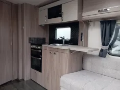 Bild 10 Sprite Cruzer 635 SR 3 Zimmer auf 4 Rädern