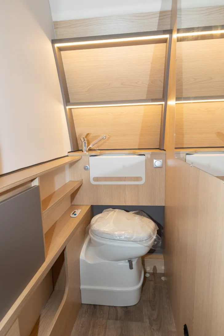 Fahrzeugbild LMC VIDERO 580 K #12