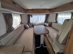 Bild 12 Hymer Eriba Touring 620 Ausstattungslinie Legend