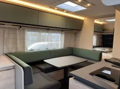 Bild 7 Dethleffs Camper 560 FMK First Edition Downtown