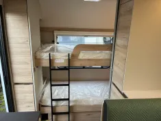 Bild 14 Dethleffs Camper 560 FMK First Edition Downtown