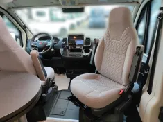 Bild 11 Malibu Van first class - two rooms GT skyview 640 LE RB