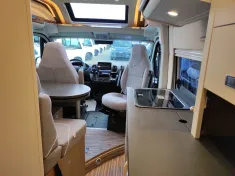 Bild 18 Malibu Van first class - two rooms GT skyview 640 LE RB