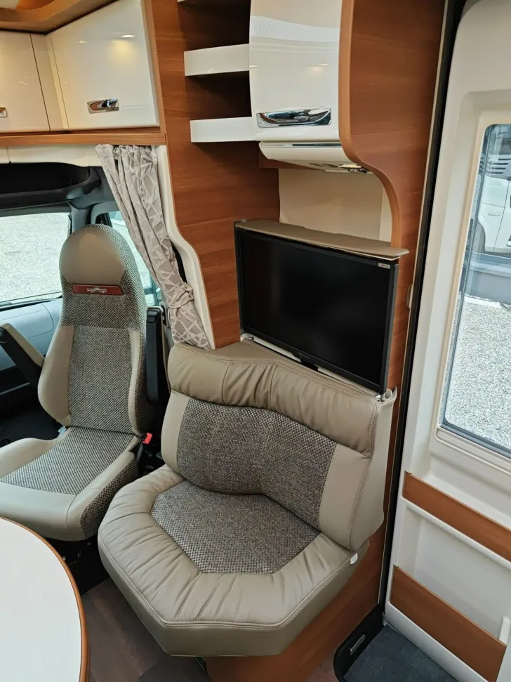 Fahrzeugbild Carthago chic c-line T 4.9 LE Sie Sparen 14.760,- #22