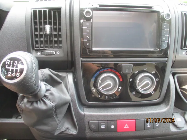 Fahrzeugbild Knaus Sky Wave 650 MF #22