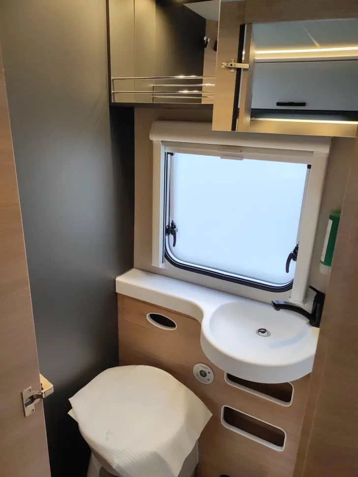 Fahrzeugbild Knaus L!VE TI PLATINUM SELECTION 700 MEG Live #15