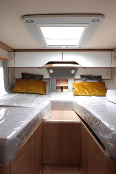 Bild 12 Hymer B-Klasse ML I 780 BML-I 780  Silber Top