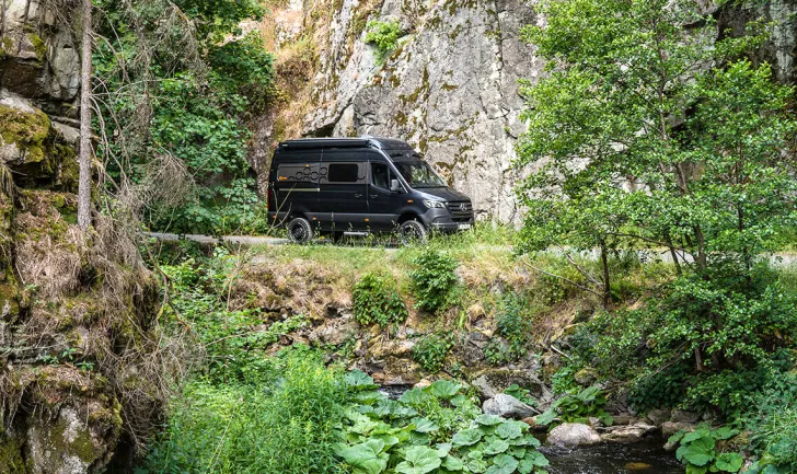 Fahrzeugbild Yucon 7.0 GD 4x4 K-Peak Hubdach,Wlan,Solar,Fliegentürh #17