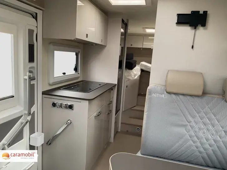 Fahrzeugbild Bürstner Lineo T 690 G ERSPARNIS ZUR UVP: 25510,-€!! #11