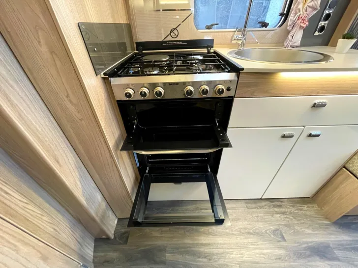 Fahrzeugbild Sprite Cruzer 635 SR GFK|RAUMBAD|BACKOFEN|RADIO|COMBI4E #13