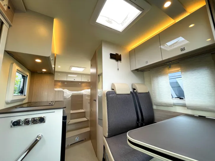 Fahrzeugbild Bürstner Lineo T 620 G MARKISE|SOLAR|AUTOMATIK|SAT+TV|NAV #13