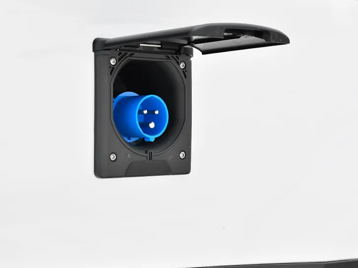 Fahrzeugbild Pössl VANSTAR VITO #7