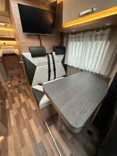Bild 12 Weinsberg CaraCompact 640 MEG EDITION [PEPPER]