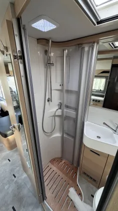 Bild 9 Hymer B-Klasse MC I 550 BlackLine
