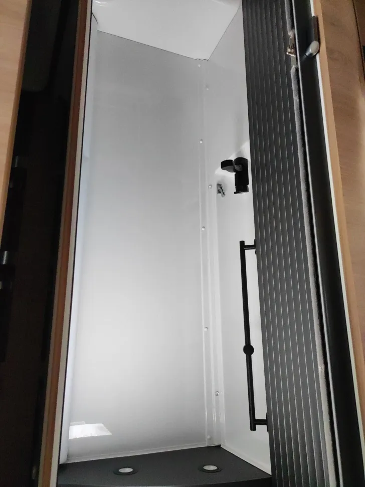 Fahrzeugbild Knaus L!VE TI PLATINUM SELECTION 650 MEG Live #16