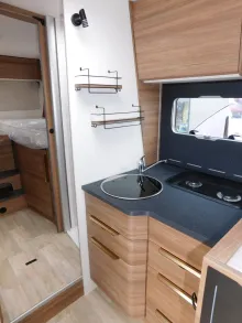 Fahrzeugbild Pilote Pacific P746GJ Automatik #14