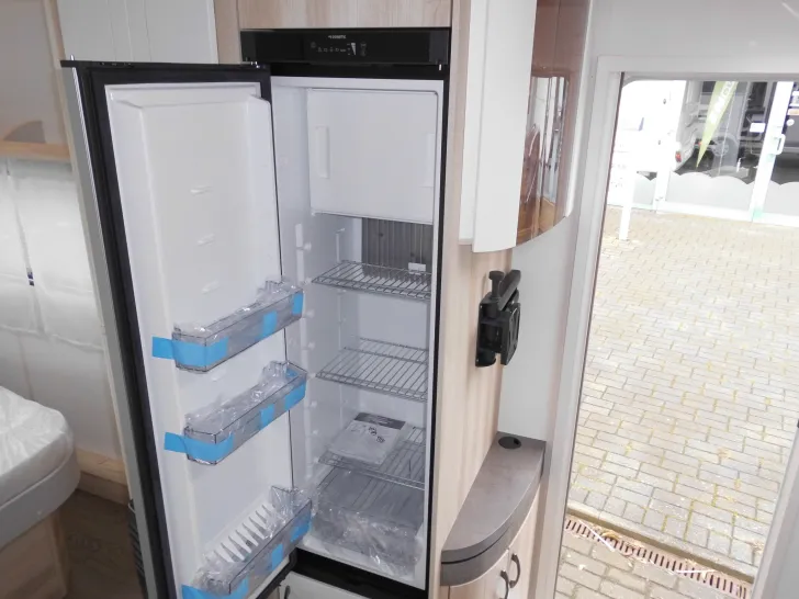 Fahrzeugbild Hobby De Luxe 460 SFf mit Extras, Lagerabverkauf #13