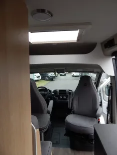 Bild 14 Sunlight Camper Van Cliff 540