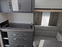 Fahrzeugbild Hobby De Luxe 400 SFe #6