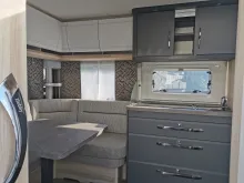 Fahrzeugbild Hobby De Luxe 460 UFe (05) Mover Smart mit Autarkp. #5