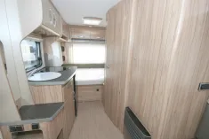 Bild 14 Hymer Eriba Nova Light 425