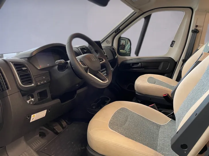 Fahrzeugbild Malibu COMFORT 640 LE #5