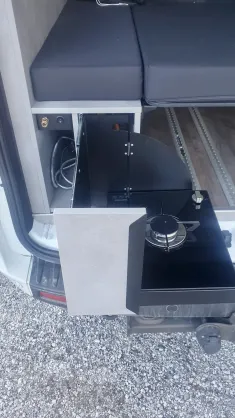 Bild 5 Dethleffs Globevan V1 Solarkomplettanlage, Markise