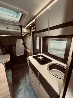 Bild 14 Dethleffs Globebus I 6 Active