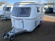 Bild 4 Hymer Eriba Touring Familia 320