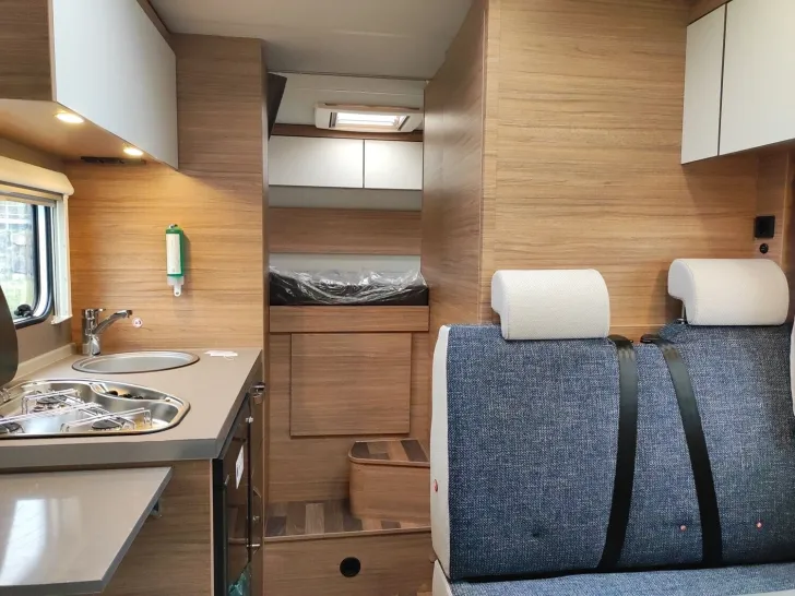 Fahrzeugbild Weinsberg CaraHome 550 MG !! Sie sparen 14.932,- !! #19