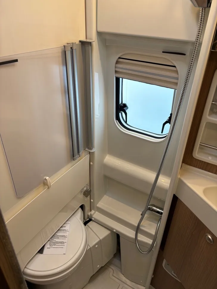 Fahrzeugbild Malibu Van charming GT skyview 640 LE RB 16.000 sparen #15