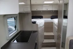 Bild 8 Bürstner Lineo T 620 G Ex Miet Fahrzeug