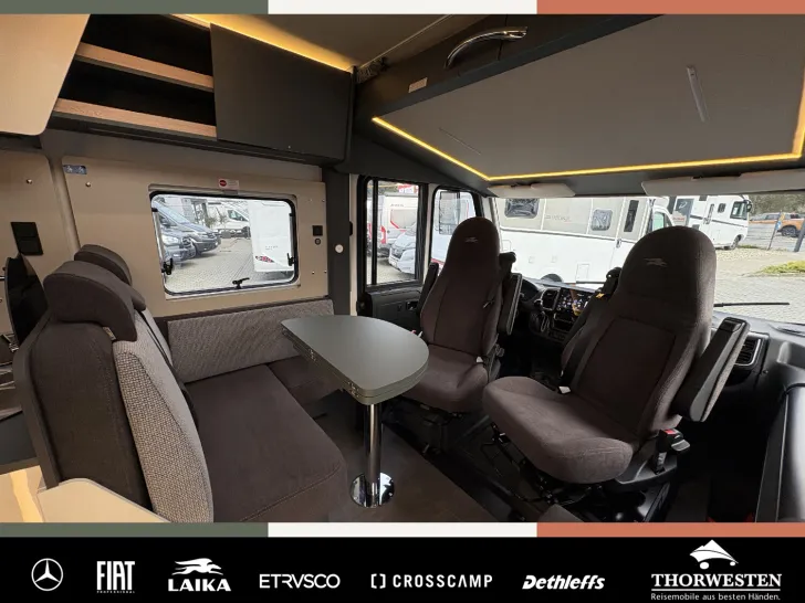Fahrzeugbild Laika Kosmo H 1319 Fußbodenheizung COMBI6E NAV 180 4,4 #6