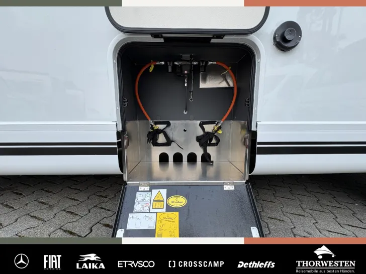 Fahrzeugbild Laika Kosmo H 1319 Fußbodenheizung COMBI6E NAV 180 4,4 #28