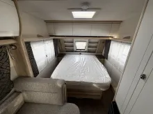 Fahrzeugbild Hobby De Luxe 460 SFf #11