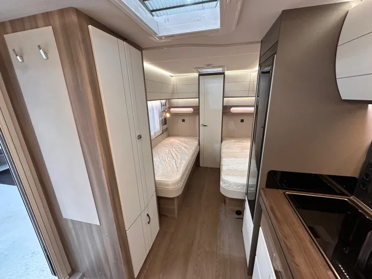 Fahrzeugbild Hobby Excellent Edition 540 WLU 2024 ausgestellt 2000 kg! #12