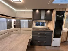 Bild 8 Hobby De Luxe 460 UFe Neufahrzeug 2025 AUSGESTELLT!