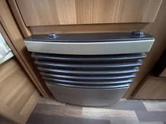 Bild 23 Tabbert Vivaldi 550 E 2,5 m Mover+Vorzelt+1900kg+Einzelbetten