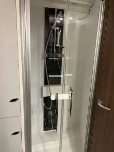 Bild 7 Bürstner Elegance I 910 G