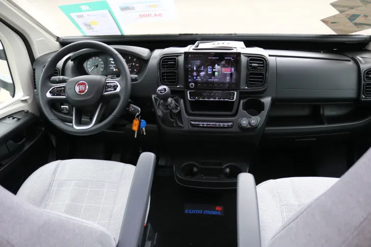 Fahrzeugbild Eura Mobil Profila T 675 SB Modial+Fahr Ass-5e sitz #6